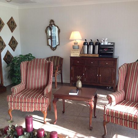 Ambassador Inn Fayetteville Zewnętrze zdjęcie